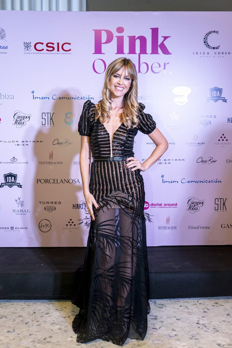 Maria Moya, presentadora del evento cena benéfica Elena Torres